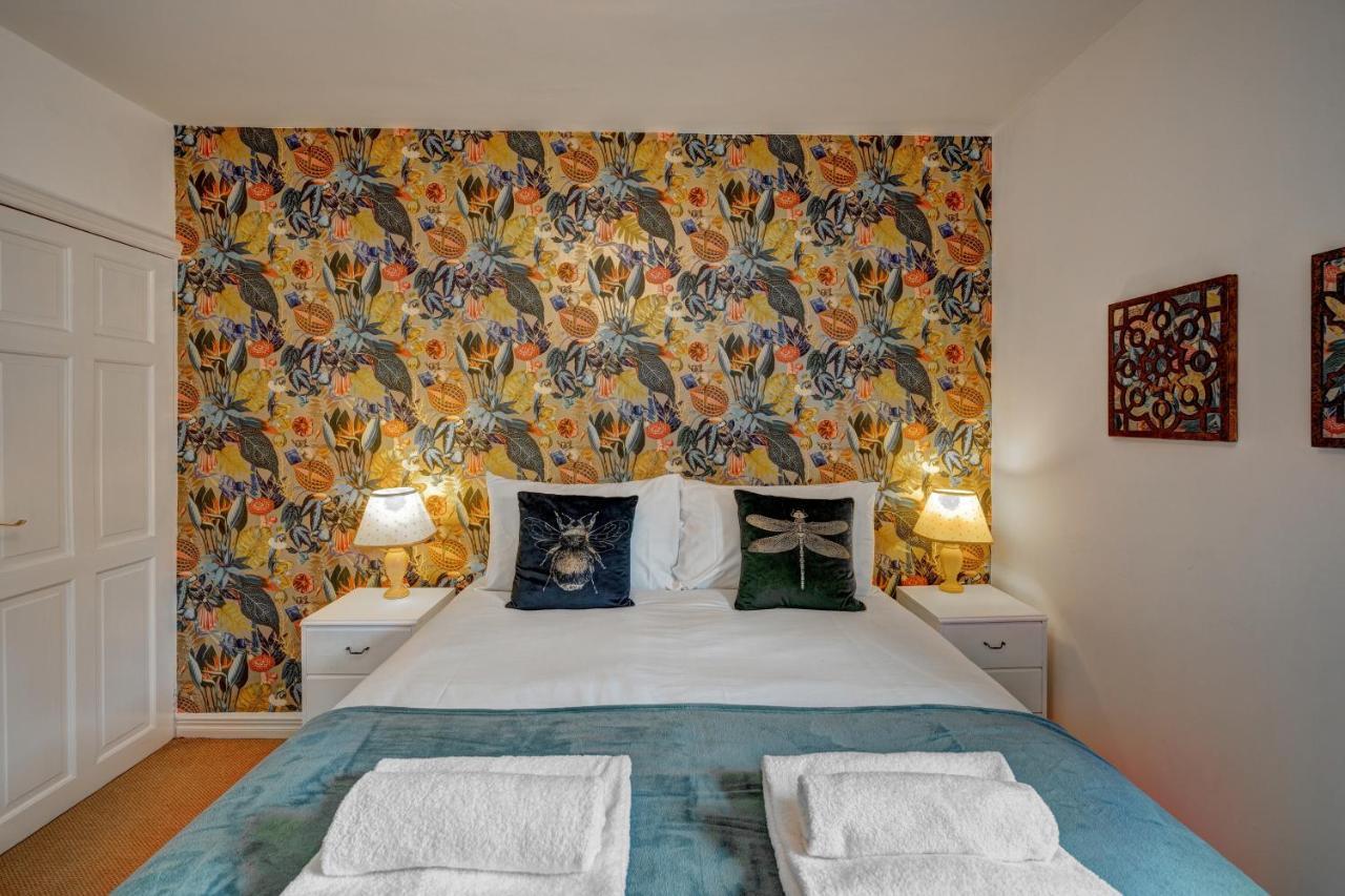 *New* Chester Canal Side 2 Bed Character Home Екстериор снимка